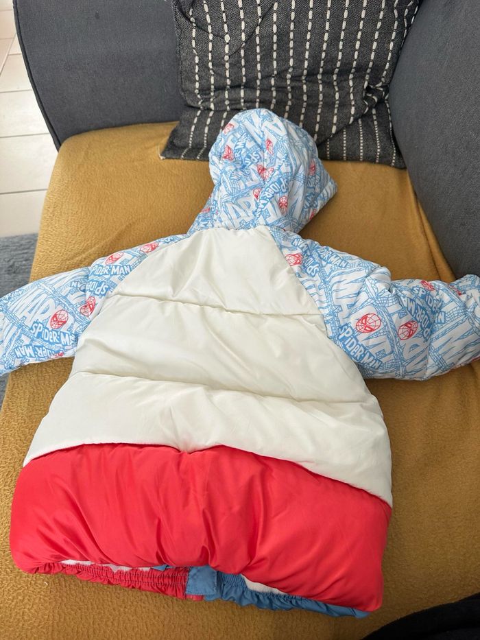 Manteau Spiderman - photo numéro 2