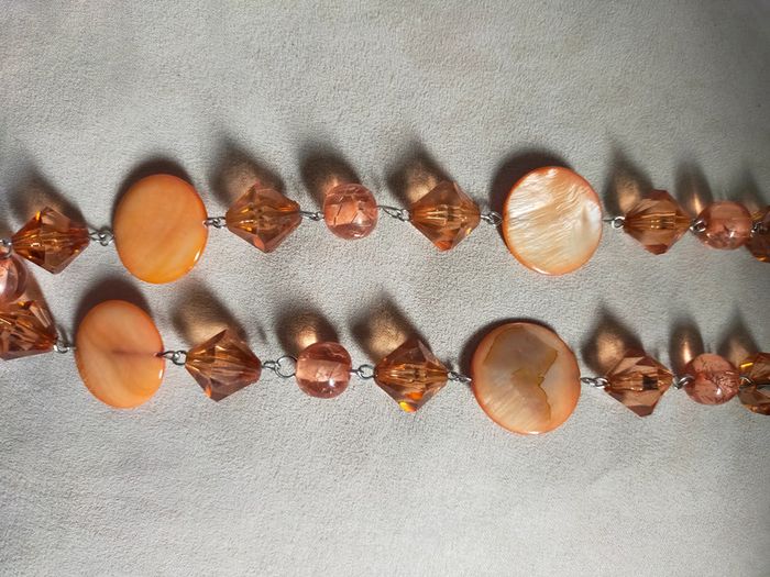 Collier perlé orangé nacré et perles imitation cristal – Tons chauds et élégance - photo numéro 10
