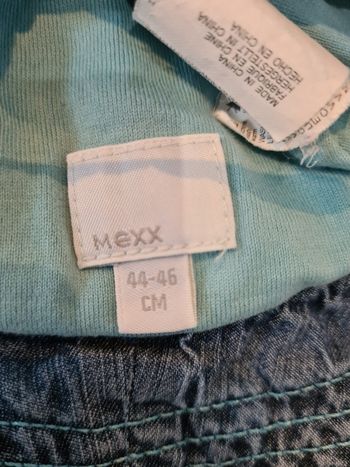 Lot 2 robes été et 2 Chapeaux 6 mois