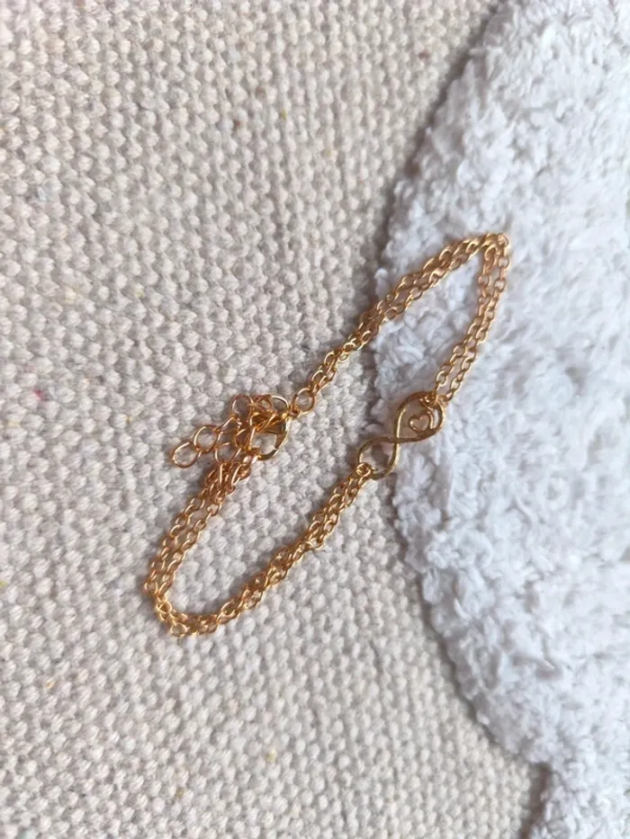 Bracelet double chaîne – Infini & petit cœur