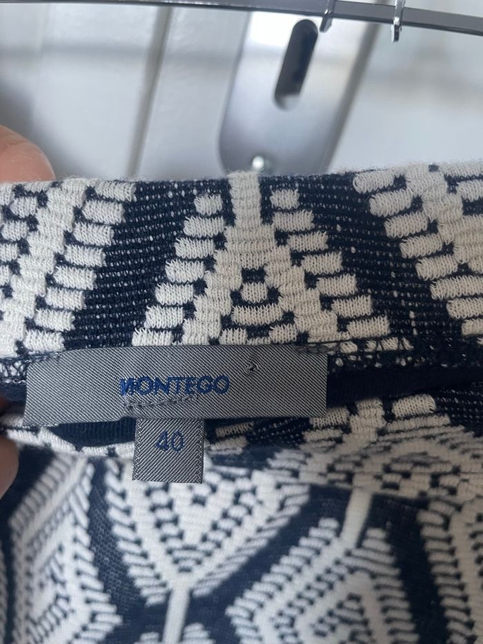 Jupe courte - photo numéro 2