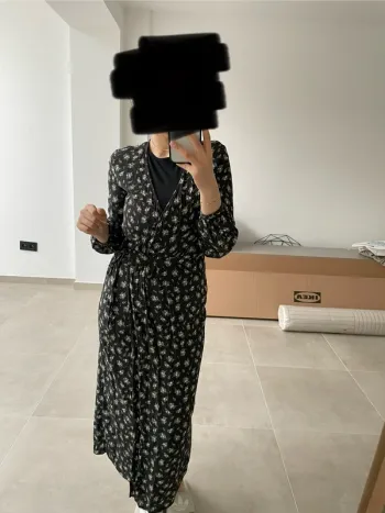Robe floral cache-coeur