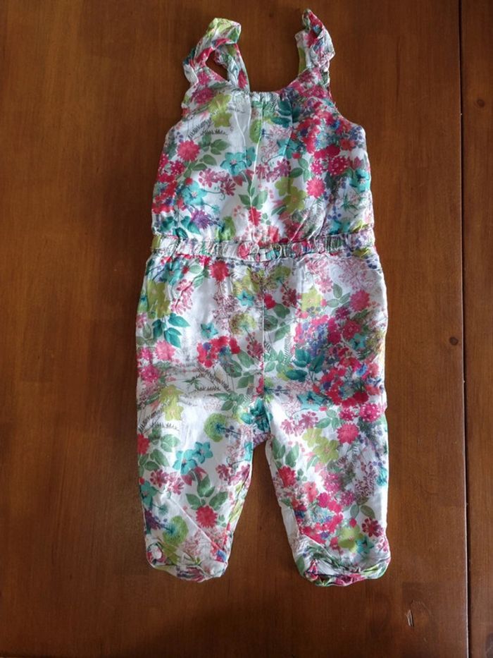 Lot vetements bébé fille 6 mois - photo numéro 2