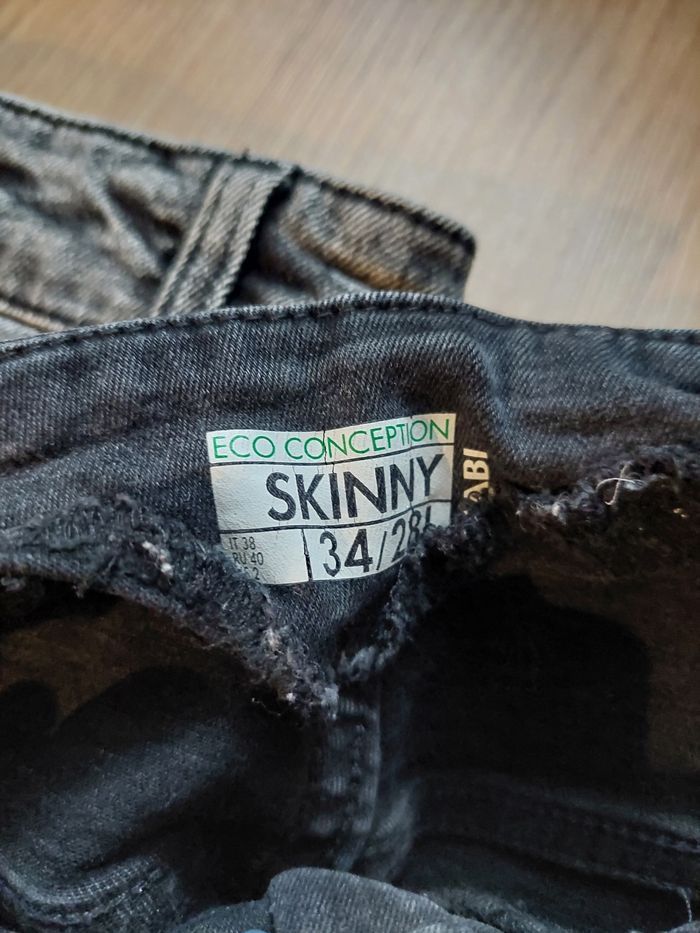 Lot jeans/jegging fille ado Kiabi T.34 TBE 👩 - photo numéro 5