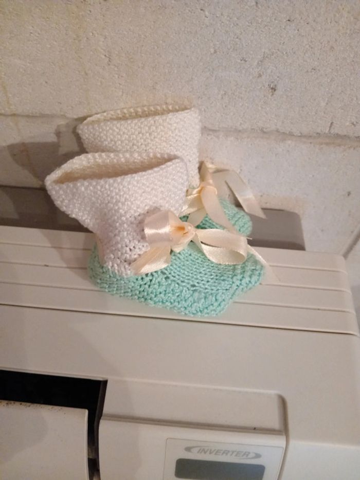 Chaussons bébé mixtes - photo numéro 2