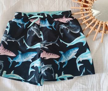 Short de Bain H&M - 6/8 ans - requin