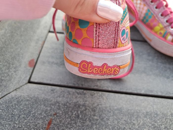 Skechers lumineuse - photo numéro 3