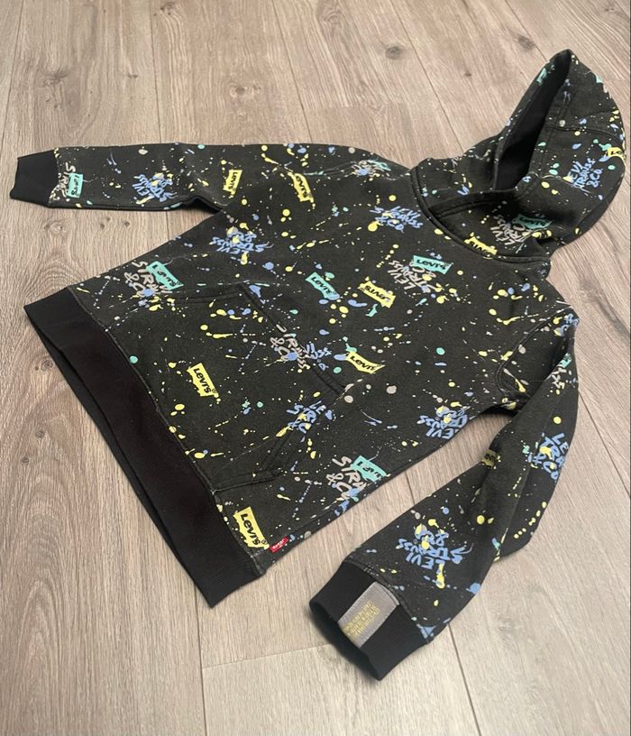 Sweat Lévis 6 ans /116 centimètres stylé graffiti - photo numéro 4