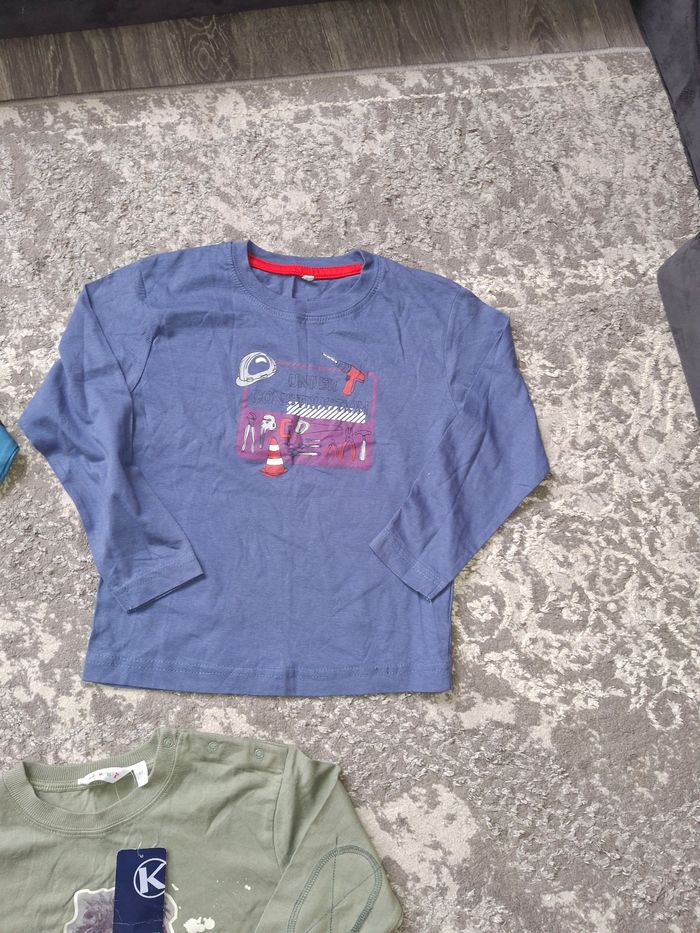 Lot s de vêtements - photo numéro 3