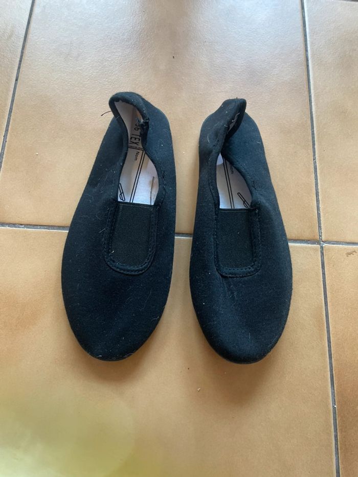 Ballerines de danse fille taille 36 neuves - photo numéro 2