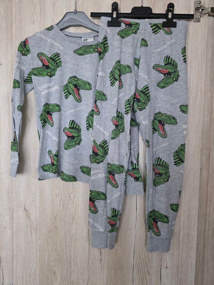 PYJAMA 2 PIÈCES GARÇON H&M TAILLE 6/8 ANS MOTIFS DINOSAURES - photo numéro 7