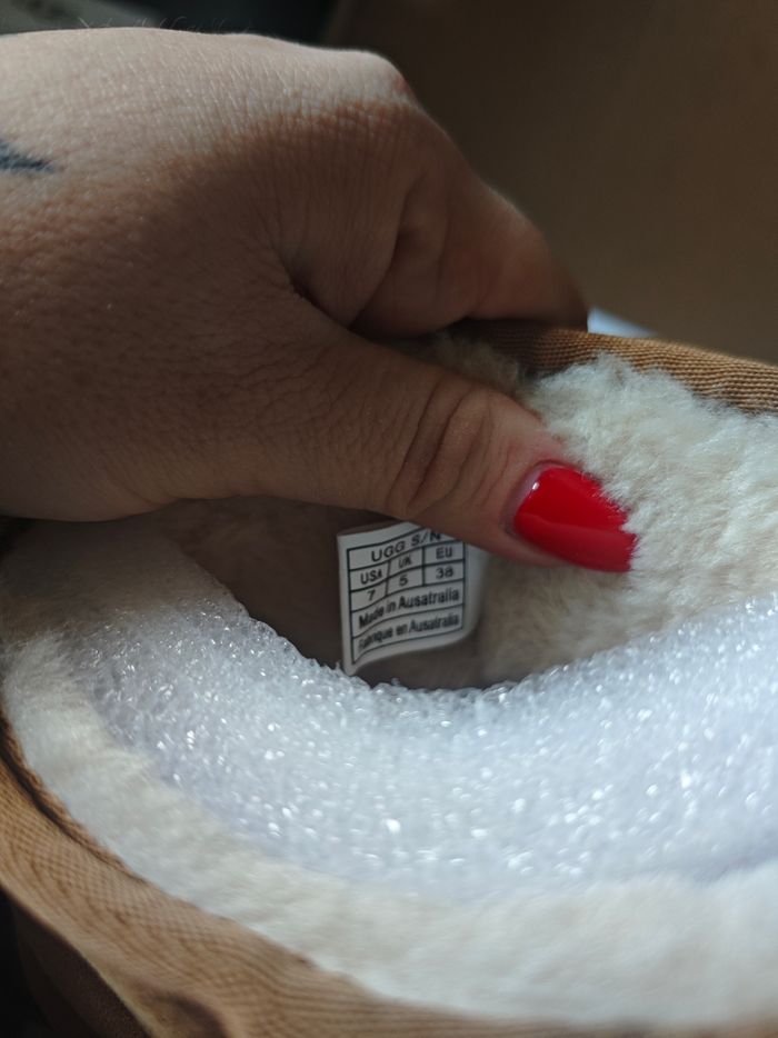 Ugg neuve - photo numéro 4