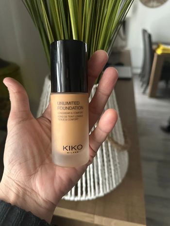 Fond de teint, longue tenue et confort Kiko