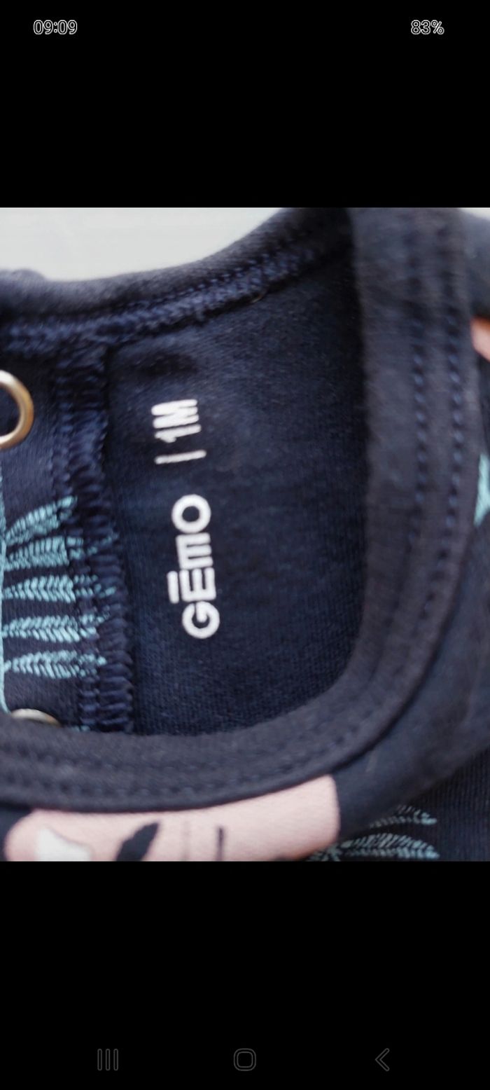 Grenouillere 1 mois - photo numéro 3