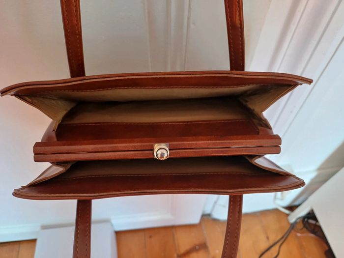 Vends petit sac à main marron - photo numéro 3