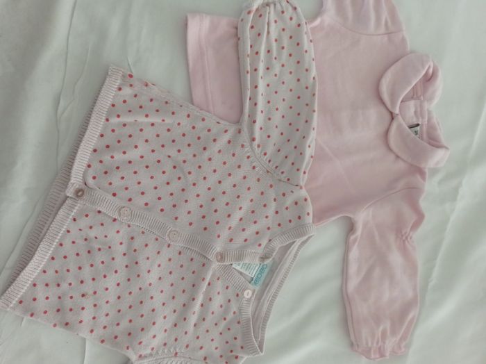 polo + gilet de Obaibi taille3 mois Réf R110 D02