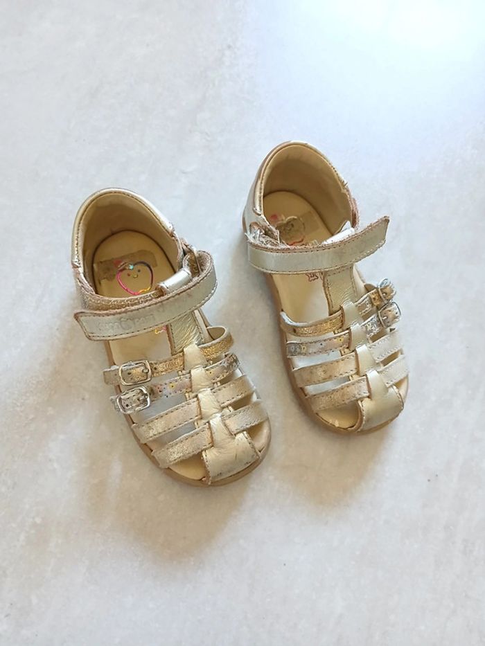 Chaussure taille 23 - photo numéro 2