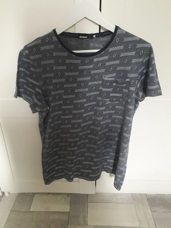 T-shirt bizzbee