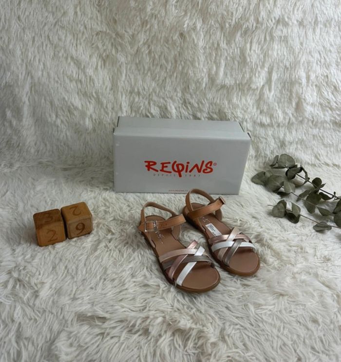 Paire de sandales Reqins taille 29