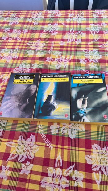 Lot de 3 romans policiers Patricia Cornwell - Série Kay Scarpetta - Le Livre de Poche