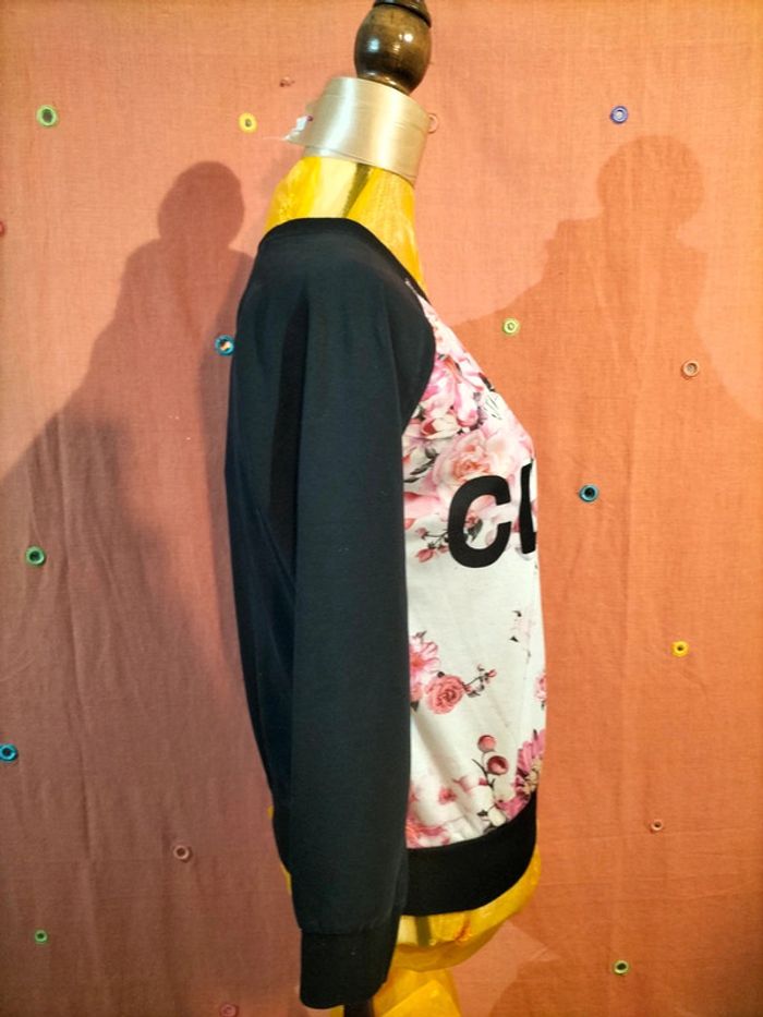 Pull taille S - photo numéro 3