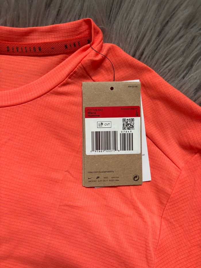 T-shirt Nike running - Taille L - photo numéro 3