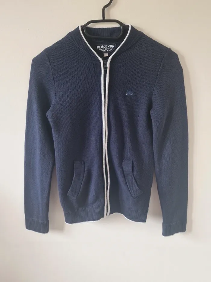 Gilet avec fermeture