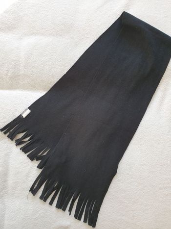 Echarpe noire mixte a franges
