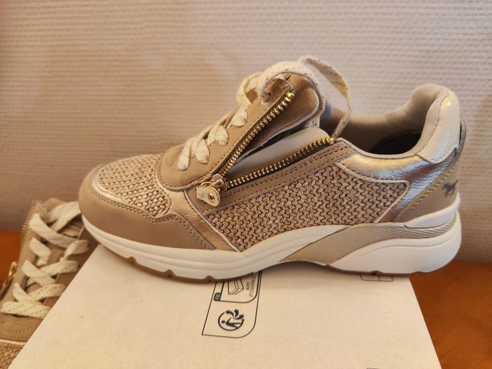 🎁neuf🎁Basket femme couleur crème taille 38Mustang 🎁 Envoye rapide aujourd'hui ou demain 🎁 - photo numéro 10