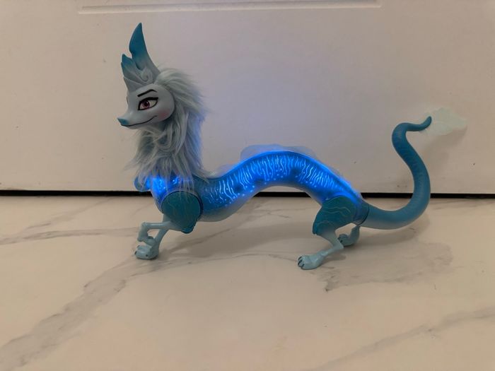 Dragon raya lumineux - photo numéro 4