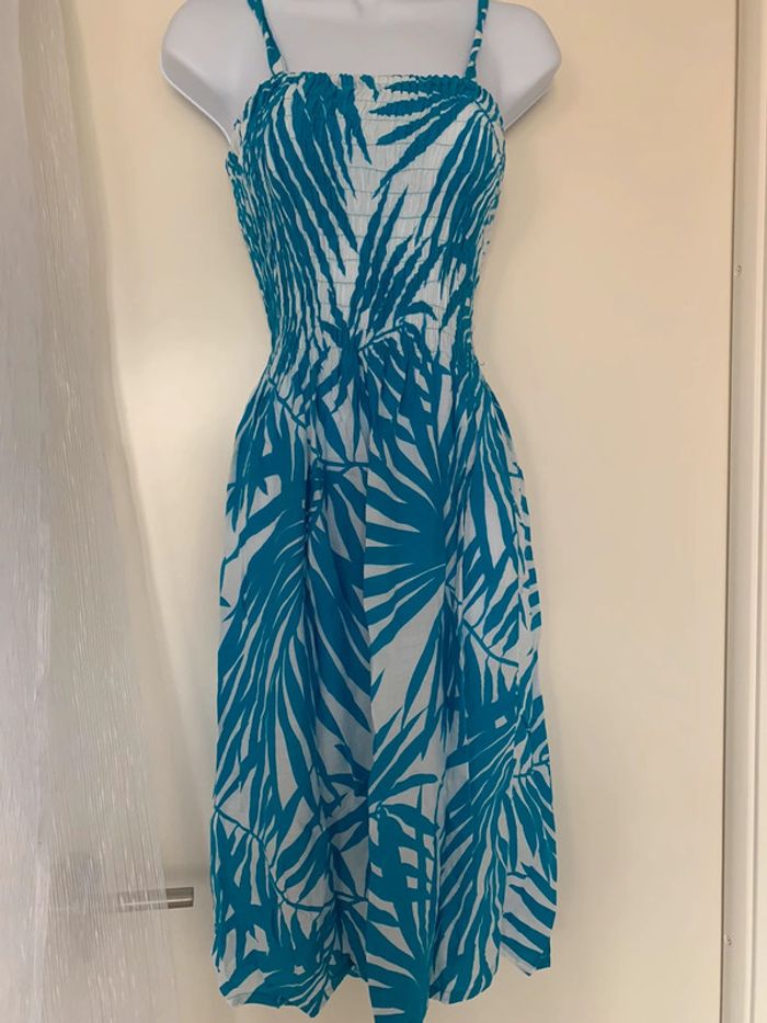 Jolie robe