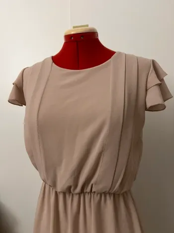 Robe patineuse à volants rose pale Talia Benson