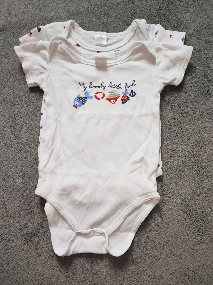 Lot de 6 bodies 24 mois (86 cm) - photo numéro 7