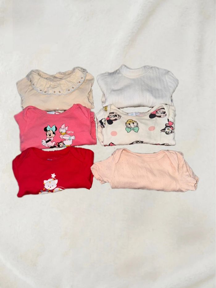 💐Lot de 6 bodies bébé fille taille 12 mois💐