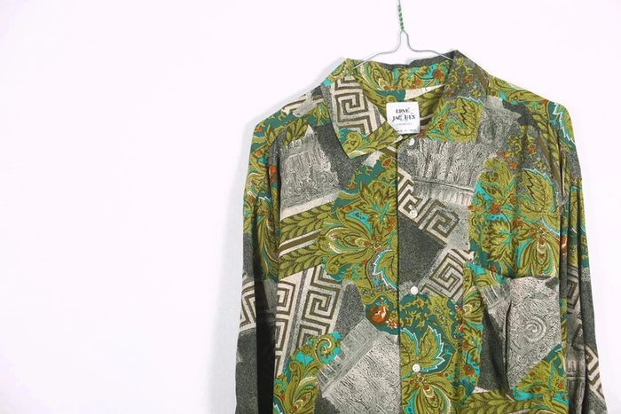 Magnifique chemisette vintage 2000's en viscose motif wax (#240190) - photo numéro 2