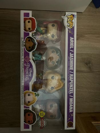 Pop princesse ariel jasmine raiponce et vaina neuves