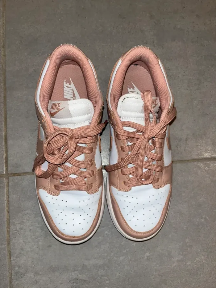 Dunk rose Nike - photo numéro 5
