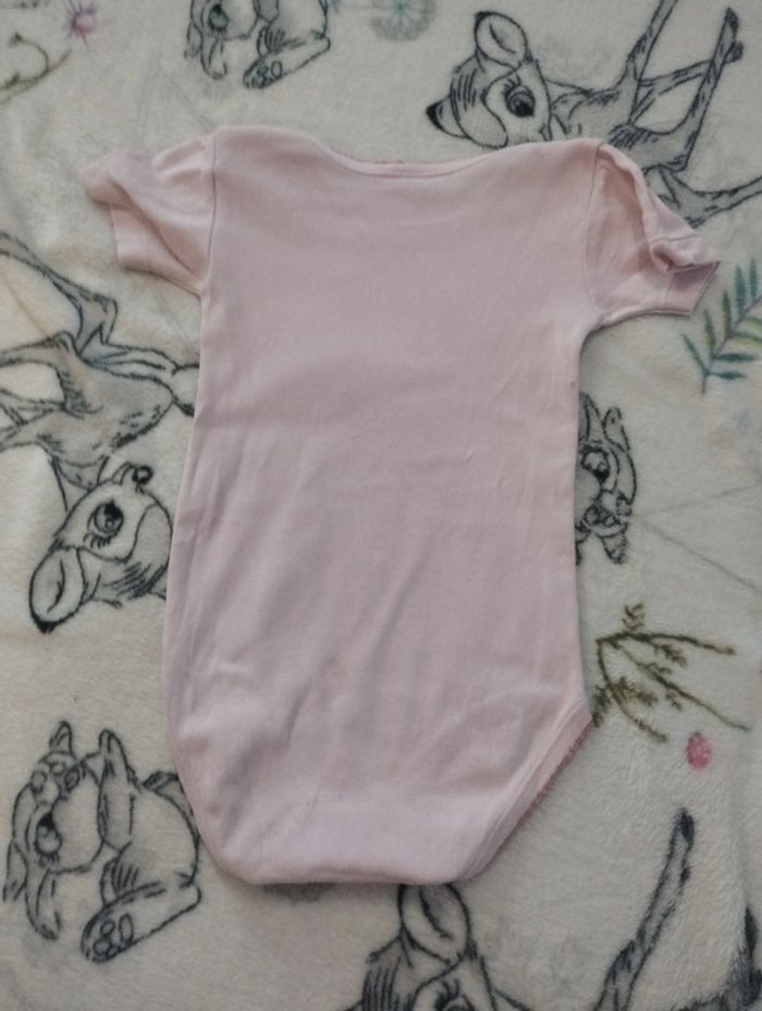 Bodies 36 mois - photo numéro 3