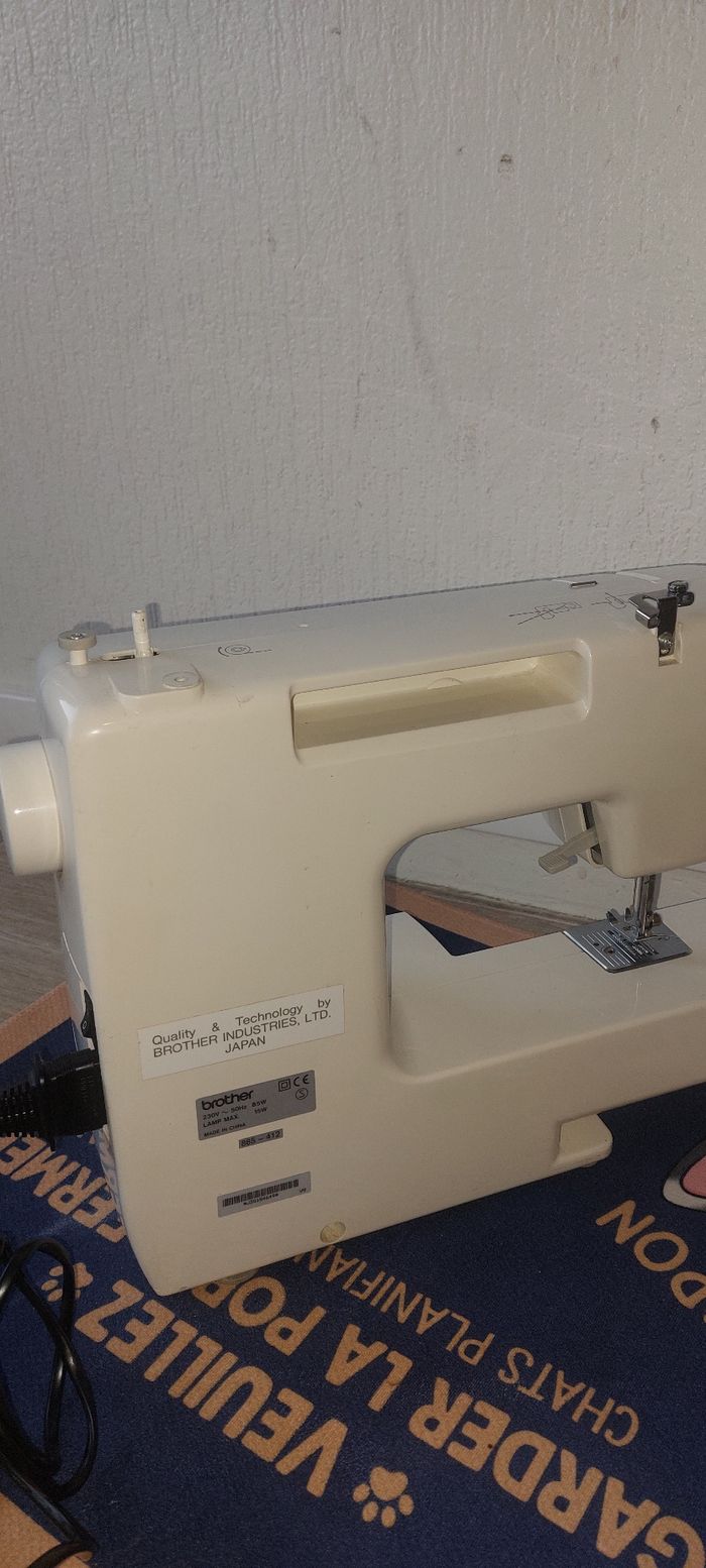 Machine à coudre brother - photo numéro 5