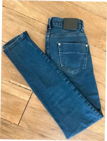 Jean Lauren Vidal – Taille 36 Femme