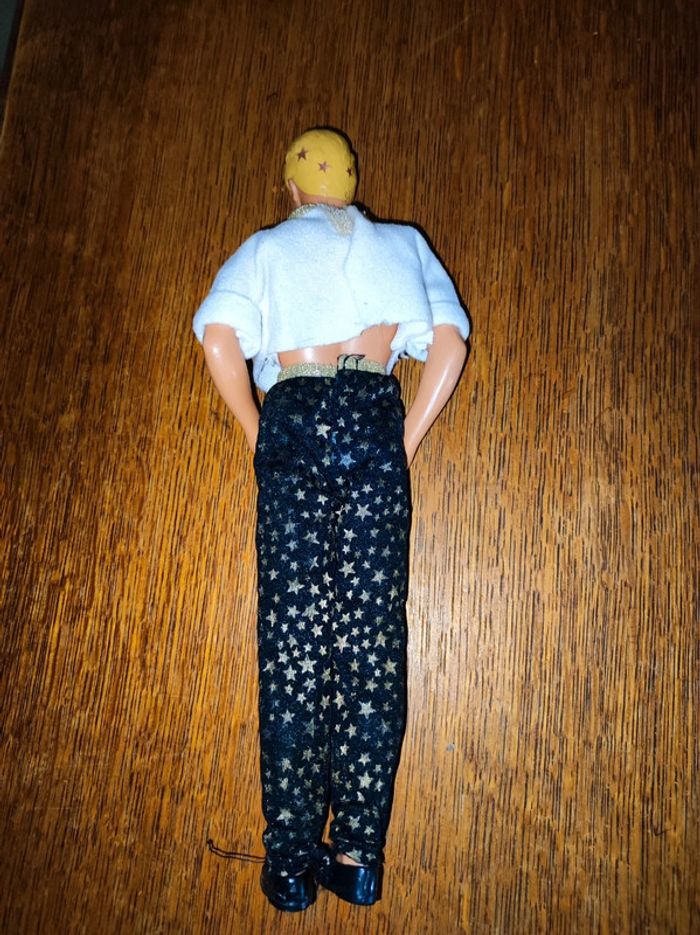 Poupée ken Hollywood Mattel 1991 - photo numéro 2