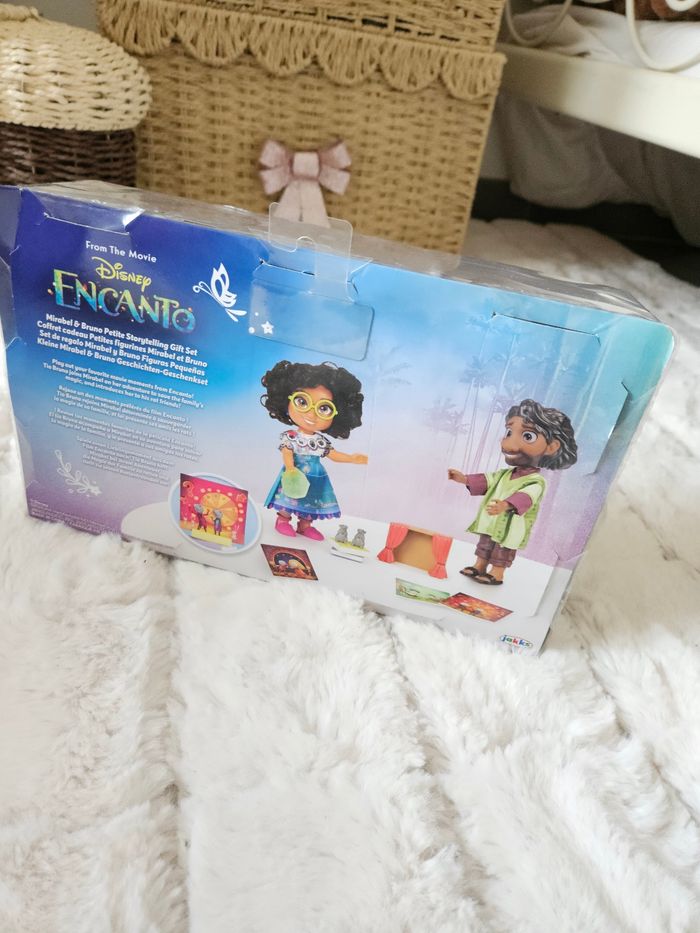 Coffret poupées Mirabel et bruno de encanto Disney princesse - photo numéro 7