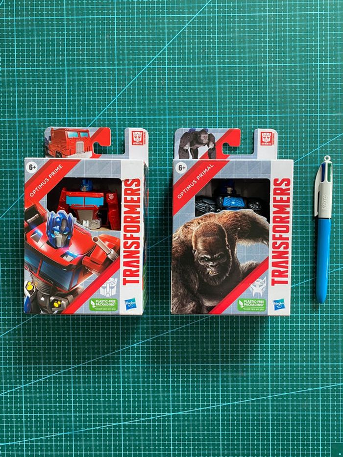 Lot Figurines Transformers - Optimus Prime + Primal - Hasbro 2023