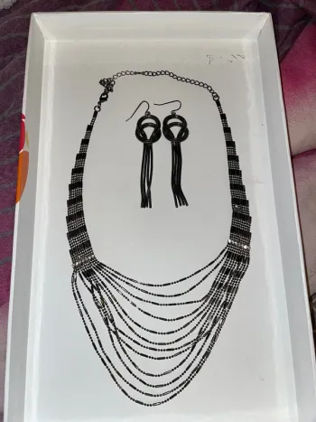 Parure collier et BO argenté foncé