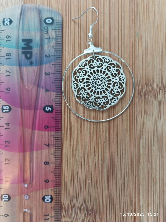 🌺 Boucle d'oreille  créoles - photo numéro 2