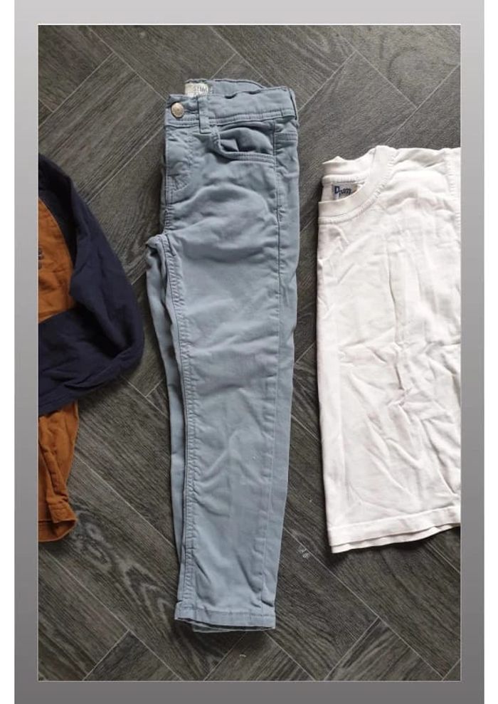 Lot de 3 vêtements garçon 6 ans - photo numéro 2