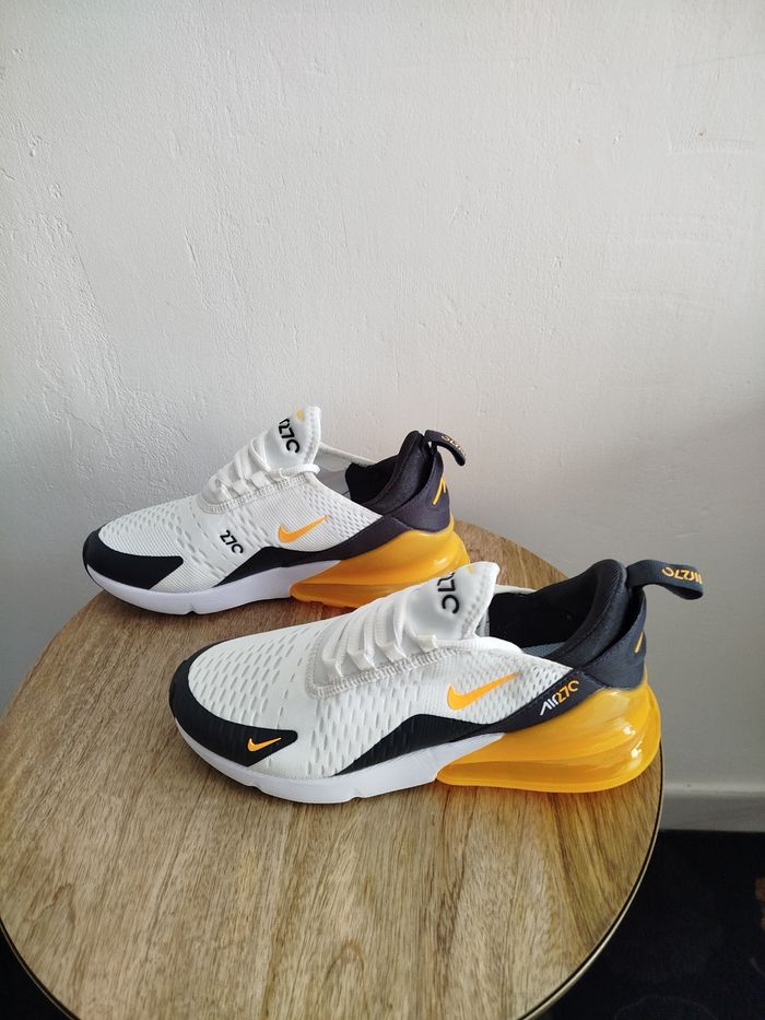 Baskets Nike T 40 - photo numéro 3