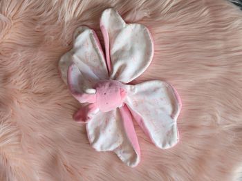 Doudou lapin mouchoir pétale