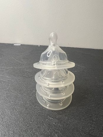 Lot de 4 tétines biberons MAM - Débit 1