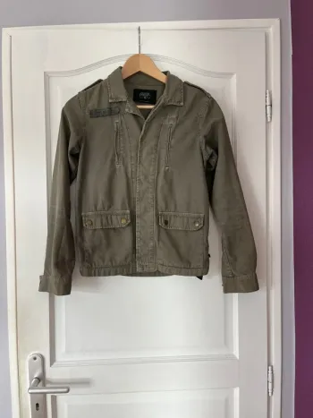 Veste militaire kaki – Le Temps des Cerises – Taille XXS – Tendance & Intemporelle
